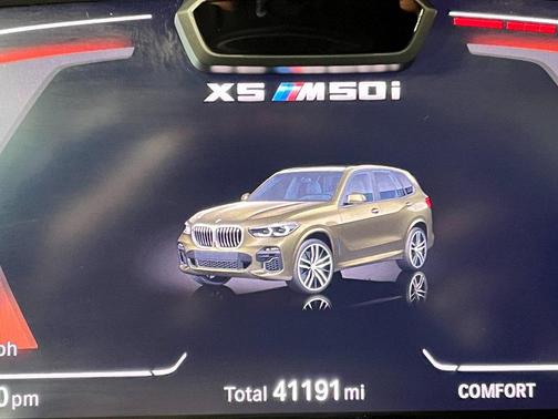2023 BMW X5 M50i