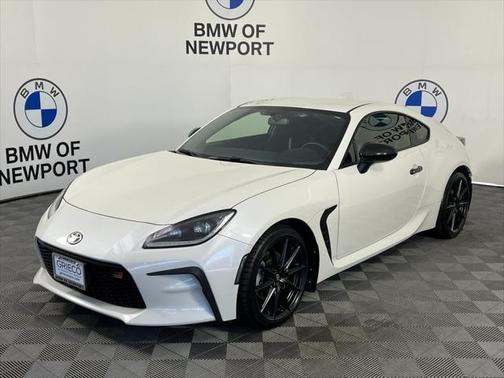 2024 Toyota GR86 Premium