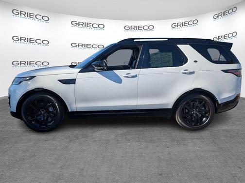 Fuji White 2020 Land Rover Discovery Landmark Edition
