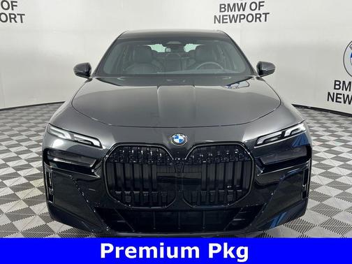2025 BMW 760 760i xDrive