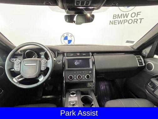 Narvik Black 2018 Land Rover Discovery SE