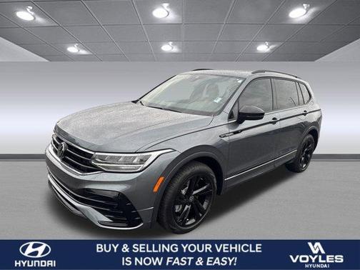 2024 Volkswagen Tiguan 2.0T SE R-Line Black
