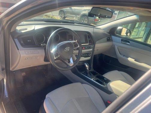 2018 Hyundai SONATA SEL