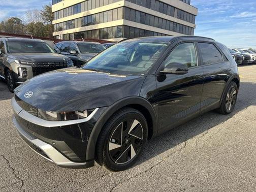 2025 Hyundai IONIQ 5 SEL