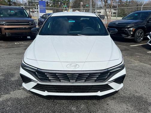 2025 Hyundai ELANTRA HEV SEL Sport