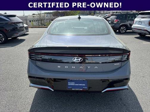 2024 Hyundai SONATA Hybrid SEL