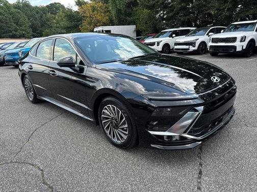 2025 Hyundai SONATA Hybrid Limited