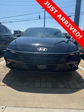 2024 Hyundai ELANTRA HEV Limited
