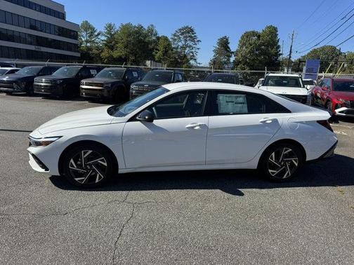 2025 Hyundai ELANTRA HEV SEL Sport