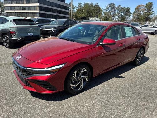 2025 Hyundai ELANTRA Limited