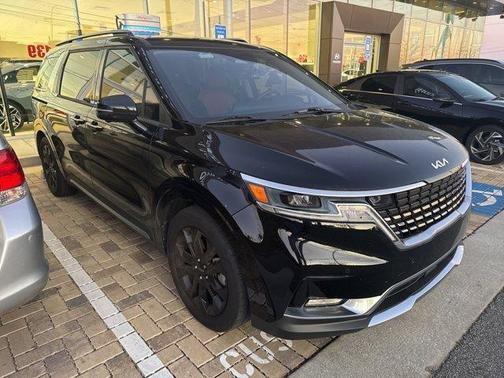 2022 Kia Carnival SX