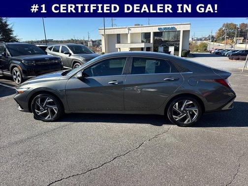 2025 Hyundai ELANTRA HEV Limited