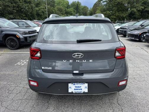 2025 Hyundai VENUE SEL