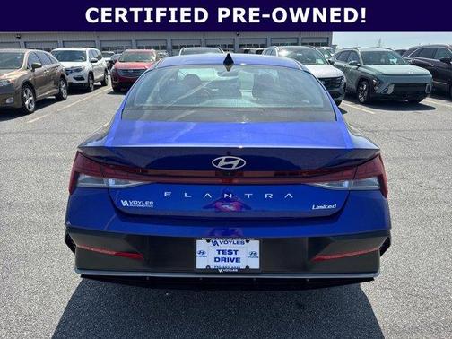 2025 Hyundai ELANTRA Limited