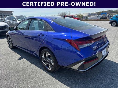 2025 Hyundai ELANTRA Limited