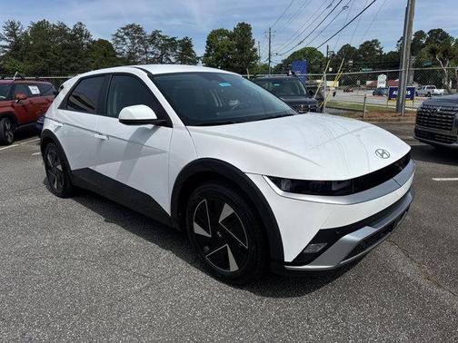 2025 Hyundai IONIQ 5 SE