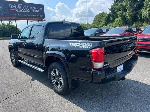 2017 Toyota Tacoma TRD Sport