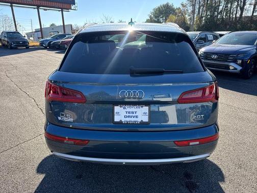 2018 Audi Q5 2.0T Prestige