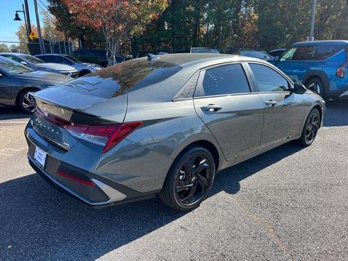 2026 Hyundai ELANTRA HEV SEL Sport