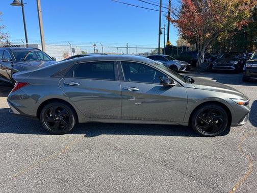 2026 Hyundai ELANTRA HEV SEL Sport