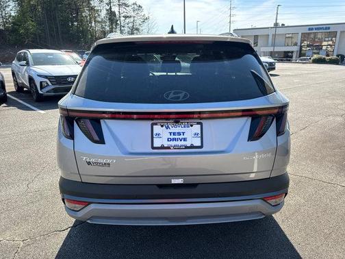 2025 Hyundai TUCSON Hybrid Limited