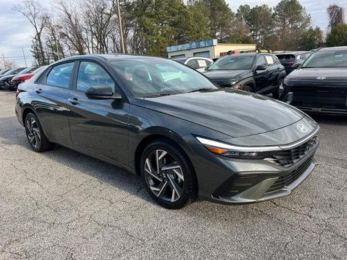 2025 Hyundai ELANTRA SEL Sport