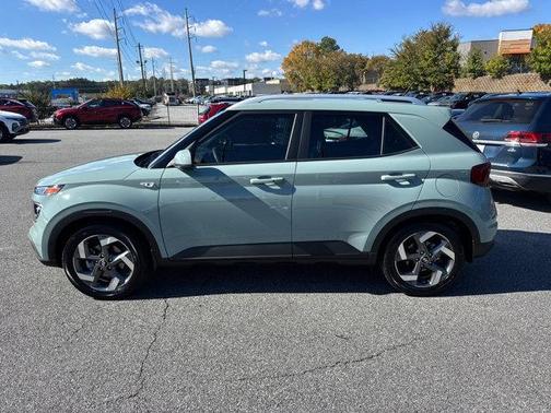 2025 Hyundai VENUE Limited