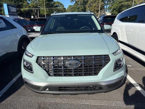 2025 Hyundai VENUE Limited
