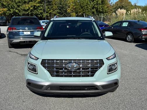 2025 Hyundai VENUE Limited