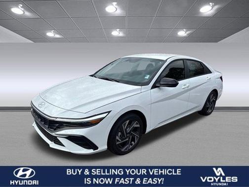 2025 Hyundai ELANTRA HEV SEL