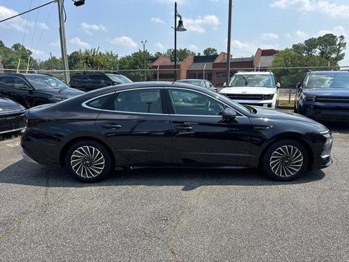 2025 Hyundai SONATA Hybrid Limited