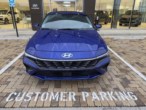 2025 Hyundai ELANTRA SEL Convenience