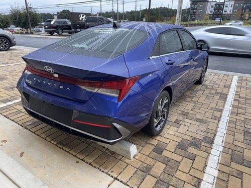 2025 Hyundai ELANTRA SEL Convenience