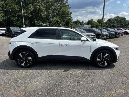 2025 Hyundai IONIQ 5 SEL