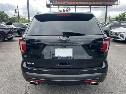 2017 Ford Explorer sport