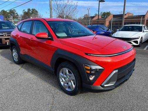 2025 Hyundai KONA SE