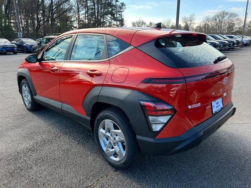 2025 Hyundai KONA SE