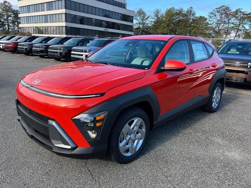 2025 Hyundai KONA SE