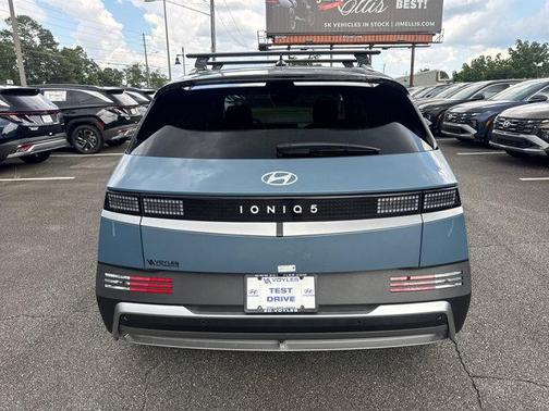 2025 Hyundai IONIQ 5 SEL