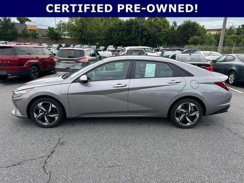 2023 Hyundai ELANTRA SEL