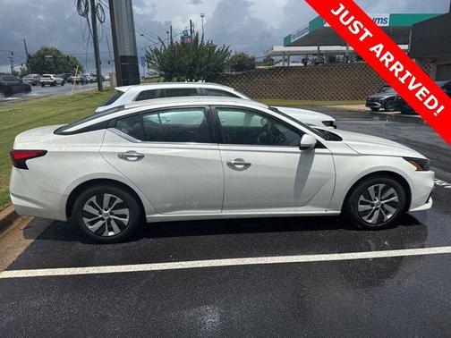 2022 Nissan Altima 2.5 S