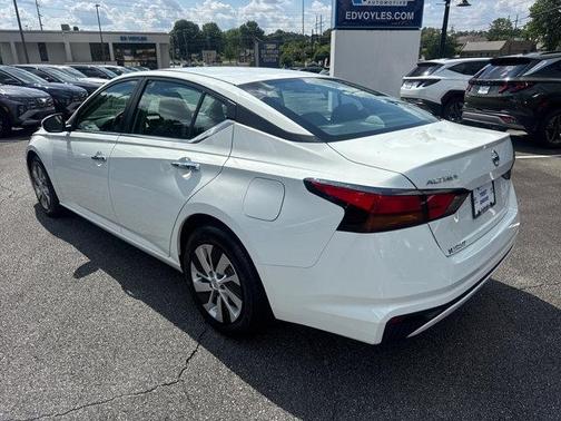 2022 Nissan Altima 2.5 S