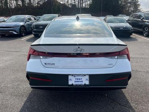 2026 Hyundai ELANTRA HEV SEL Sport