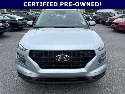 2022 Hyundai VENUE SE