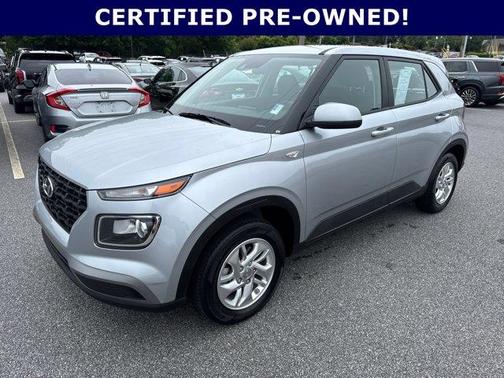 2022 Hyundai VENUE SE