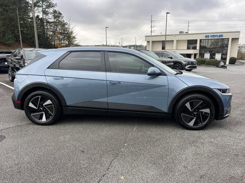 2026 Hyundai IONIQ 5 SEL