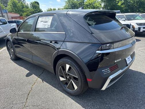 2025 Hyundai IONIQ 5 SE