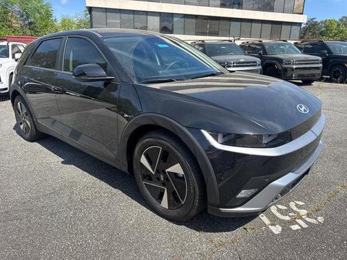 2025 Hyundai IONIQ 5 SE