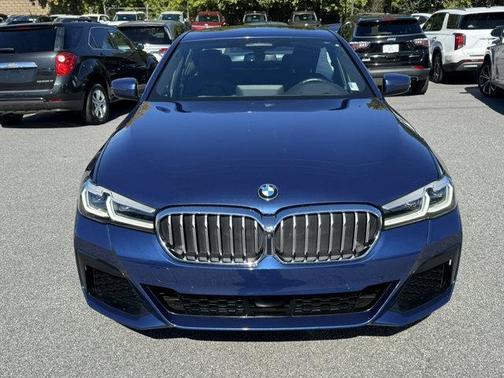 2021 BMW 530 i