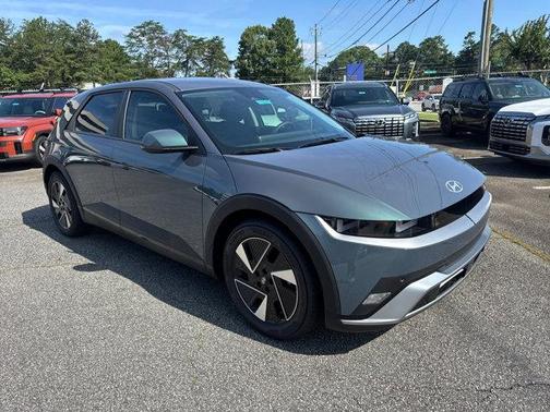 2025 Hyundai IONIQ 5 SE